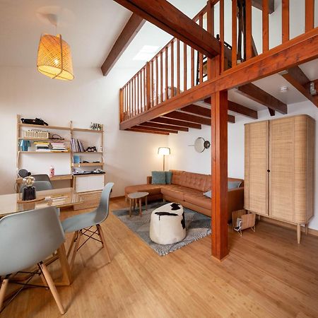 Lovely Little House With Private Garden In Paris Ивры-Сур-Сеине Экстерьер фото